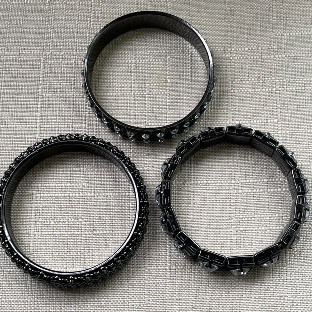 Women Bracelet Set of 3 Crystal Accent Black Metal Bangle Wristband - Picture 7 of 11